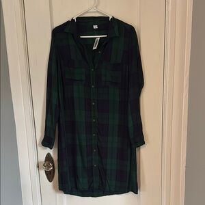 Old Navy Dark Green and Black Plaid Long Sleeve Dress